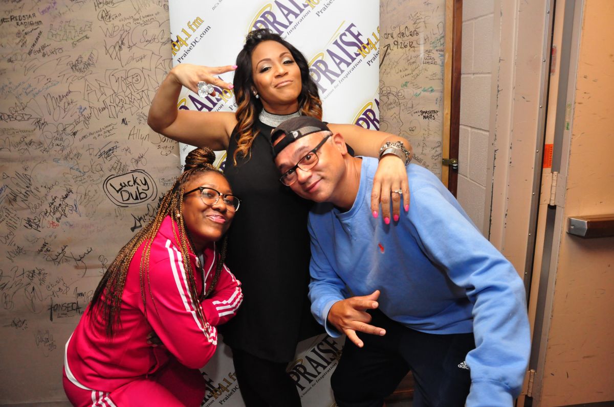 Praise 104.1 Erica Campbell Meet & Greet