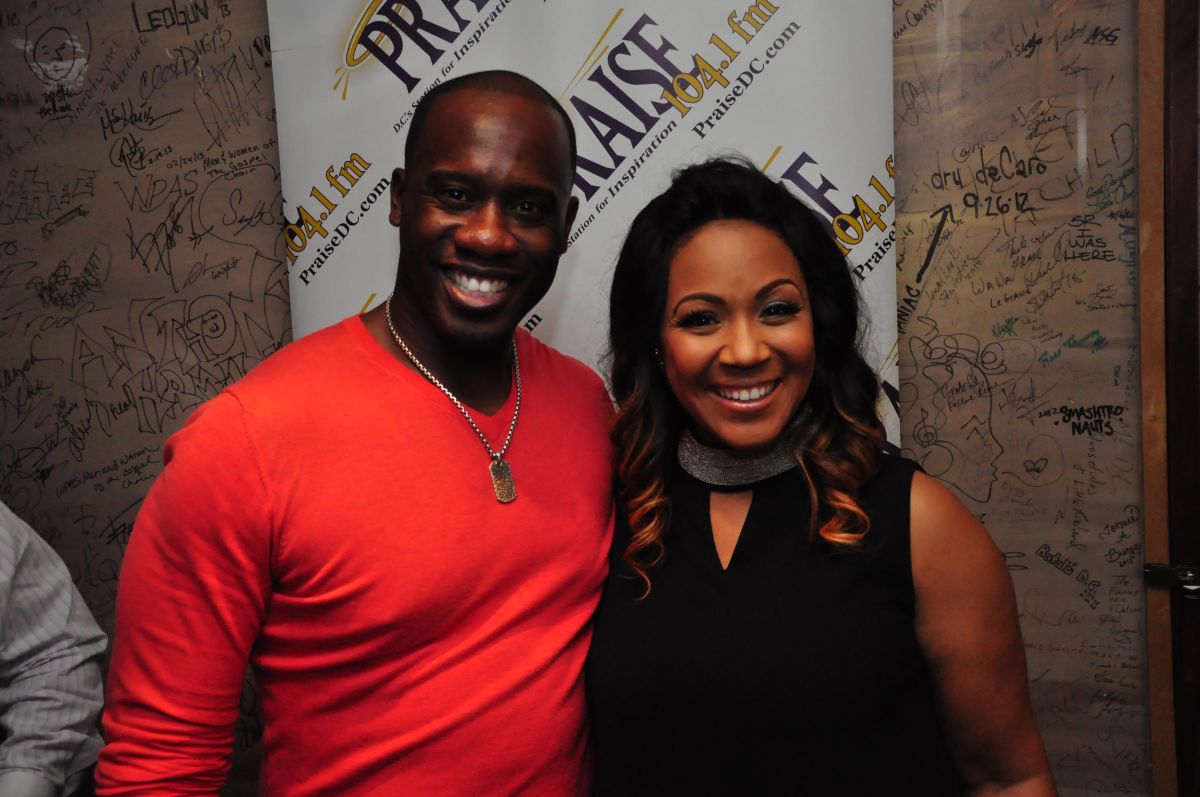 Praise 104.1 Erica Campbell Meet & Greet