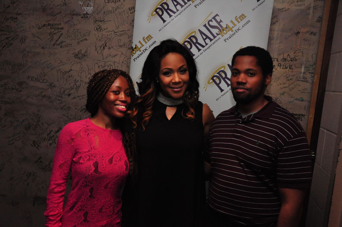 Praise 104.1 Erica Campbell Meet & Greet