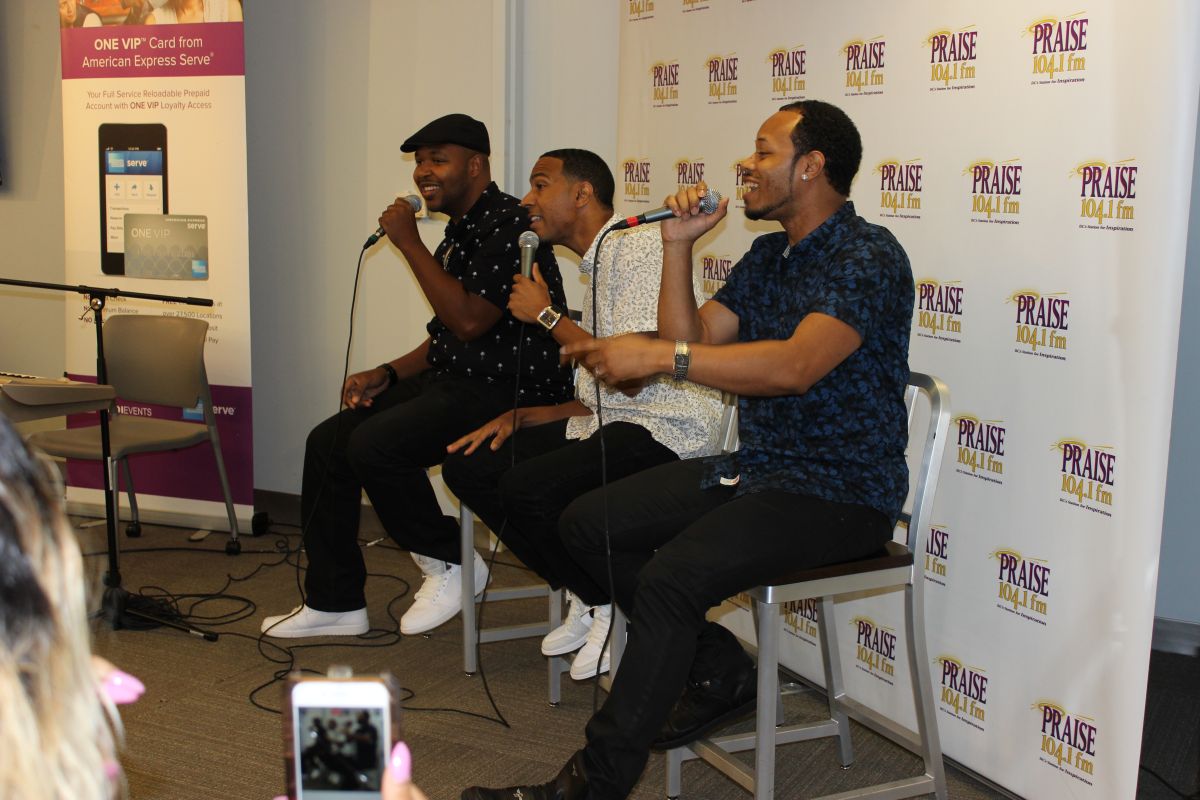 Praise Unplugged