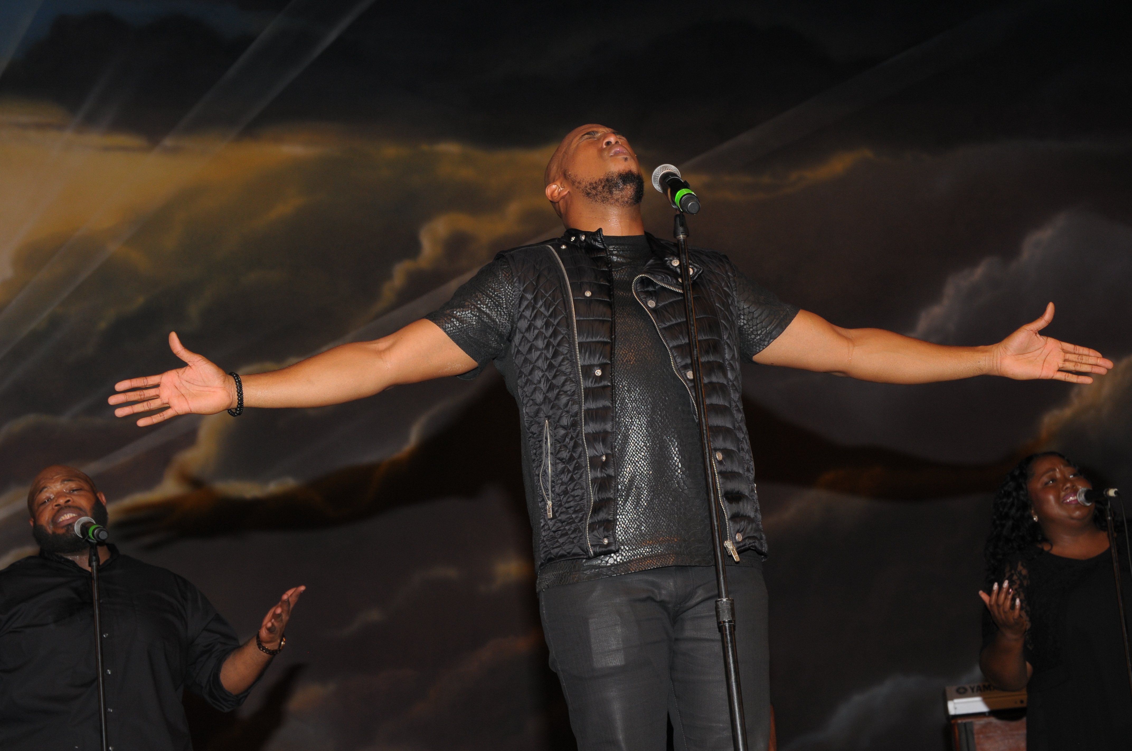 Anthony Brown & Group TherAPY Live At Spirit Of Praise 2016