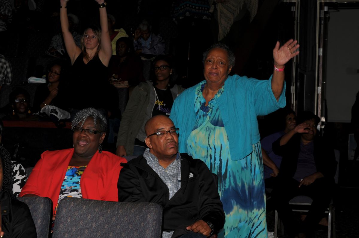 Praise Moments At Spirit Of Praise