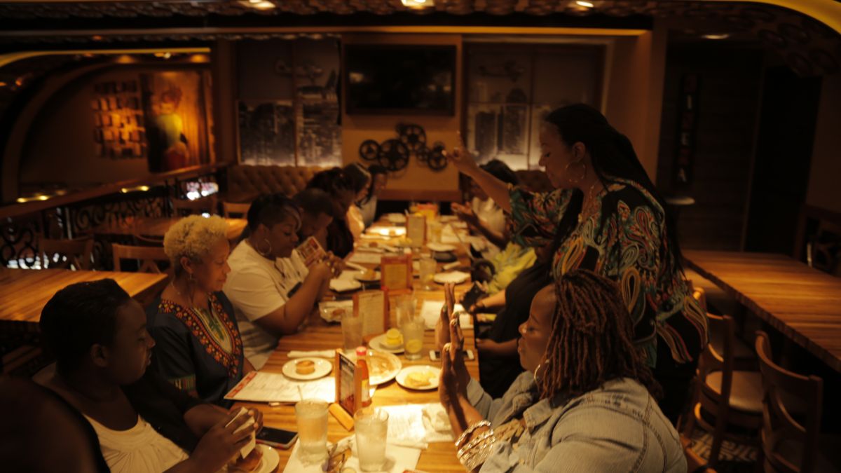 Praise 104.1 Anita Wilson Sunday Soul At Carolina Kitchen