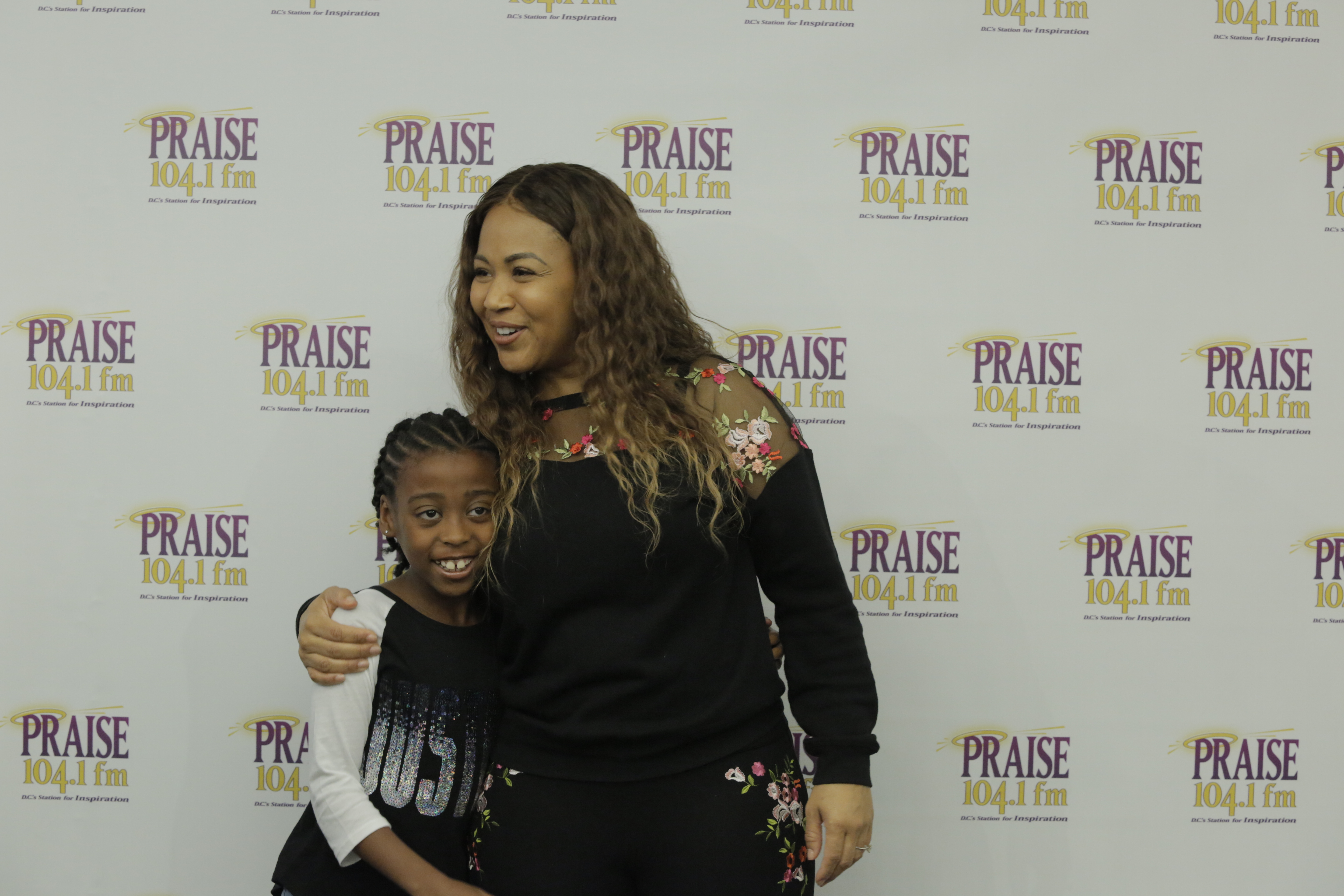 Praise 104.1 Erica Campbell Meet & Greet