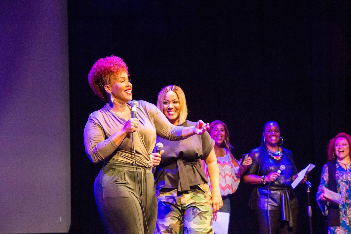 Mary Mary At The Howard Theatre