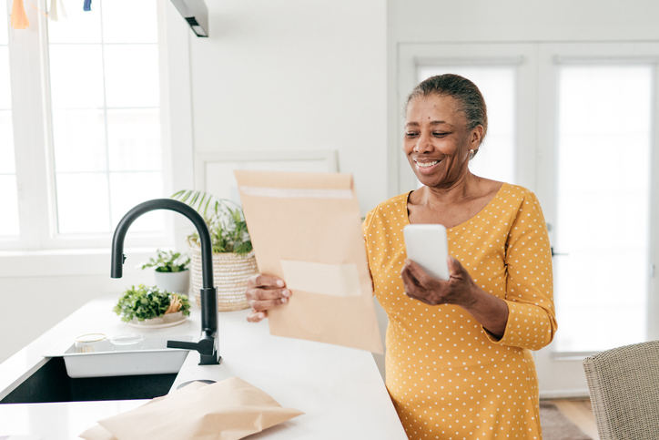 Organizing delivery from home using only cell phone app